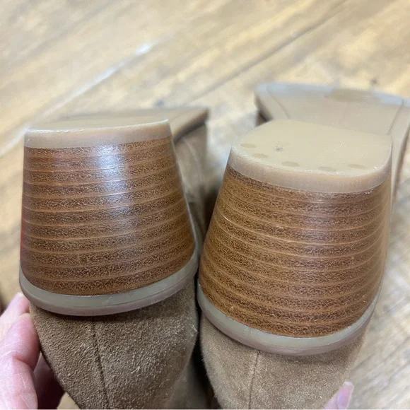 NWOB Dolce Vita Salome Brown Suede Ankle Booties - Picture 11 of 16